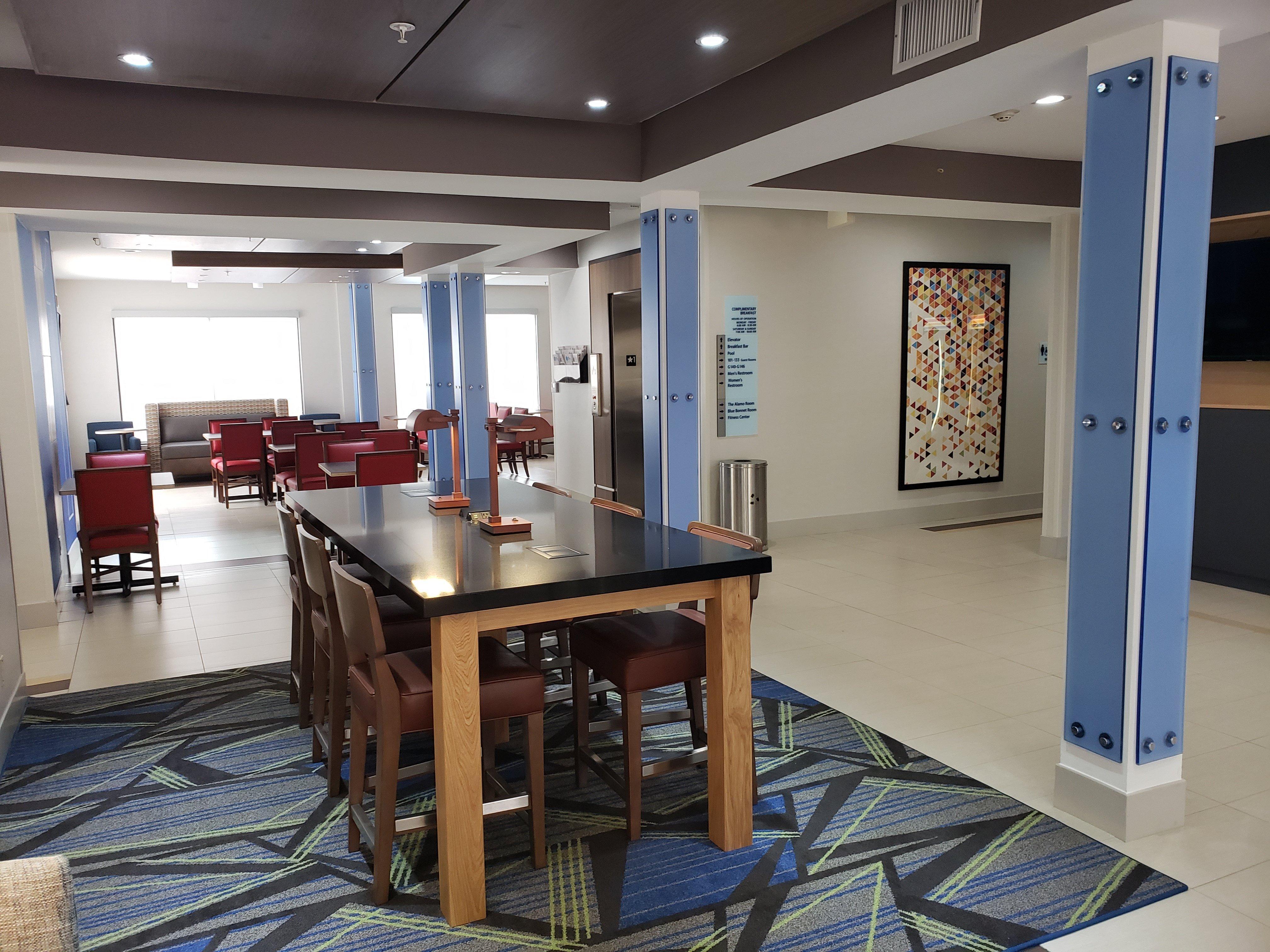 Holiday Inn Express Arlington Interstate 20 Parks Mall By Ihg Esterno foto