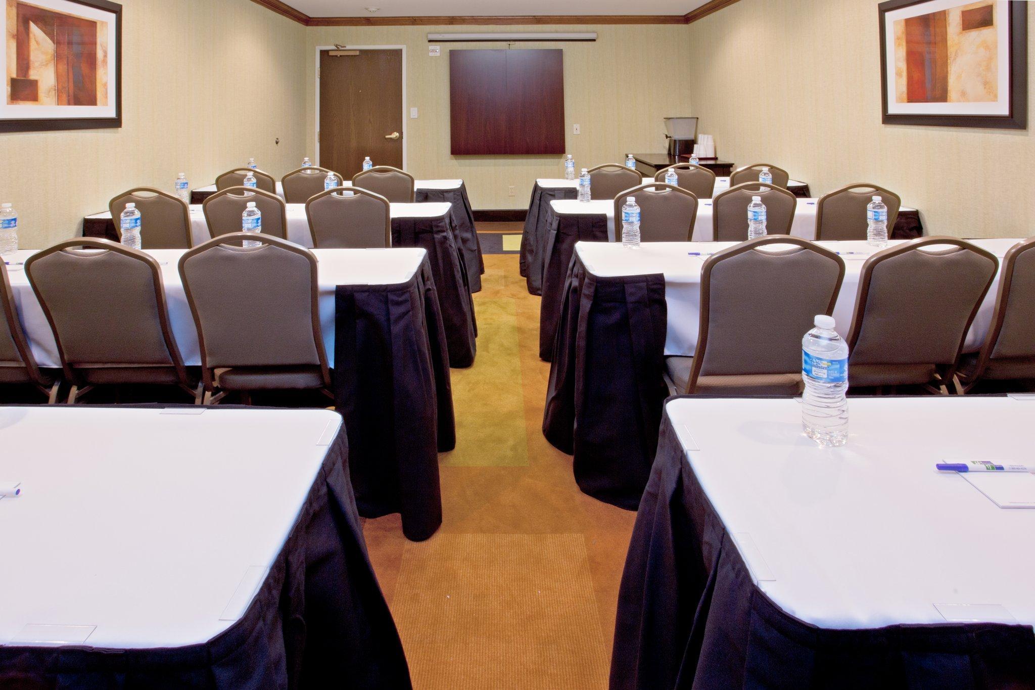 Holiday Inn Express Arlington Interstate 20 Parks Mall By Ihg Esterno foto